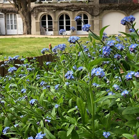 Hotel Au Rez de Jardin à Cholet Extérieur photo